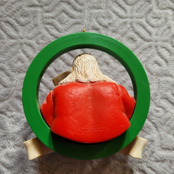 🎅Vintage 1993 COCA-COLA Santa Christmas Ornament - Picture 9 of 11